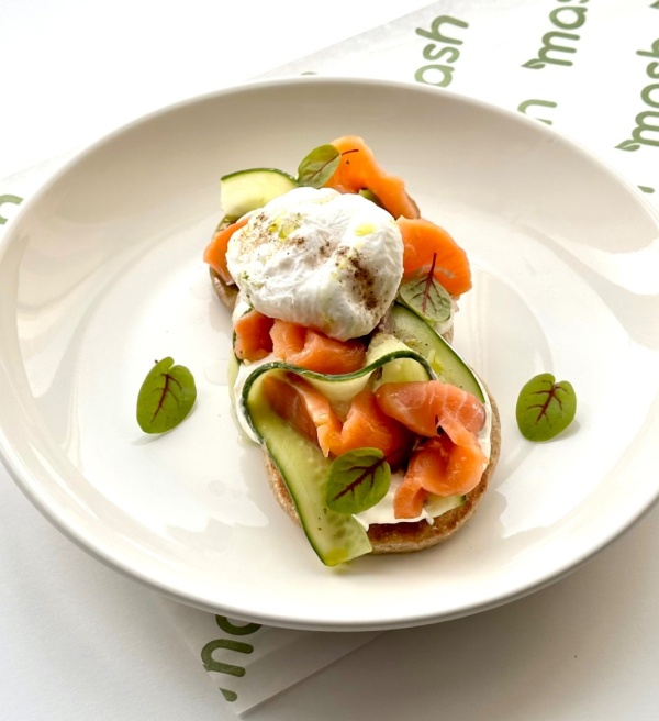 Панкейки с лососем